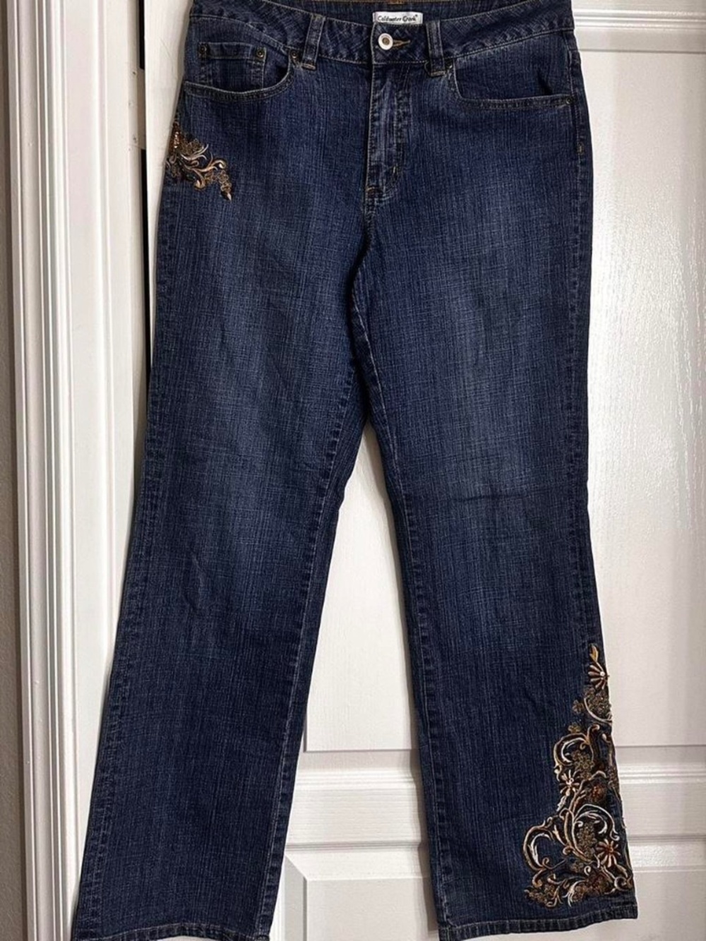 Coldwater creek blue embroidered bootcut jeans with gold accents